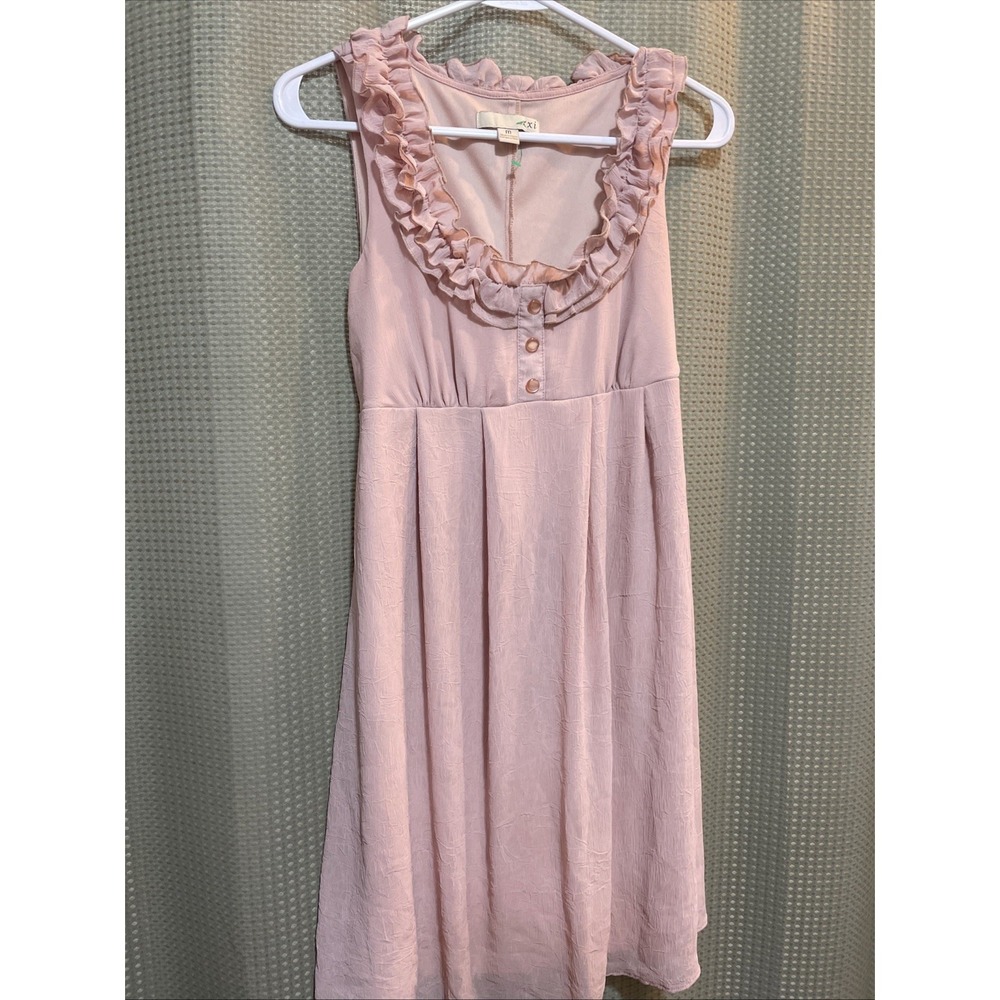 Forever 21 Ruffle sleeveless Dress Dusty Rose Sleeveless  Button Belt‎ Sheer